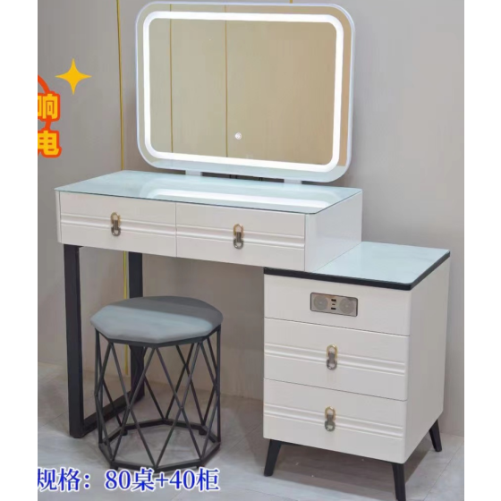 Makeup table #518