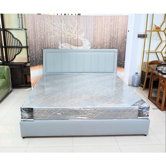 Slatted bed frame